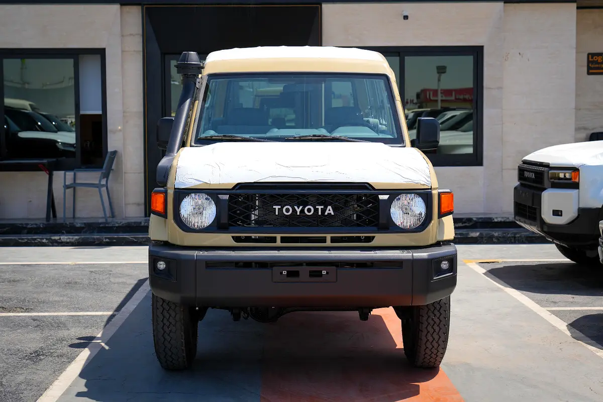 واردات Toyota Land Cruiser 70 Series 2026 از دبی — منطقه آزاد کیش و قشم — خودرو Toyota — تصویر 2