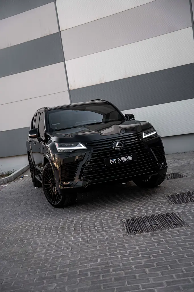 واردات Lexus LX Series 2026 از دبی — منطقه آزاد کیش و قشم — خودرو Lexus — تصویر 12