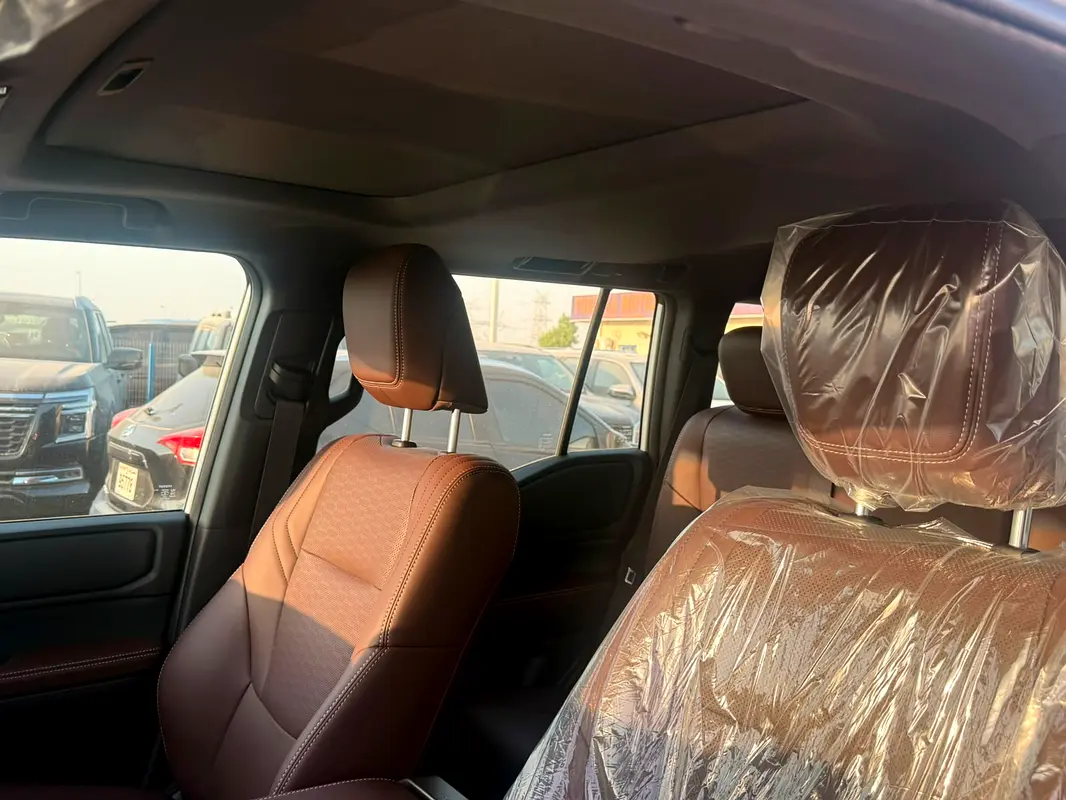 واردات Toyota Prado 2026 از دبی — منطقه آزاد کیش و قشم — خودرو Toyota — تصویر 6