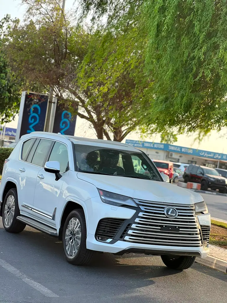واردات Lexus LX Series 2026 از دبی — منطقه آزاد کیش و قشم — خودرو Lexus — تصویر 2