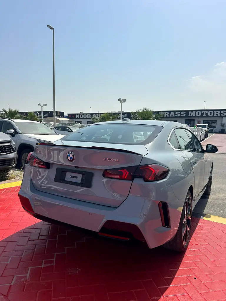 واردات BMW 2 Series 2025 از دبی — منطقه آزاد کیش و قشم — خودرو BMW — تصویر 4