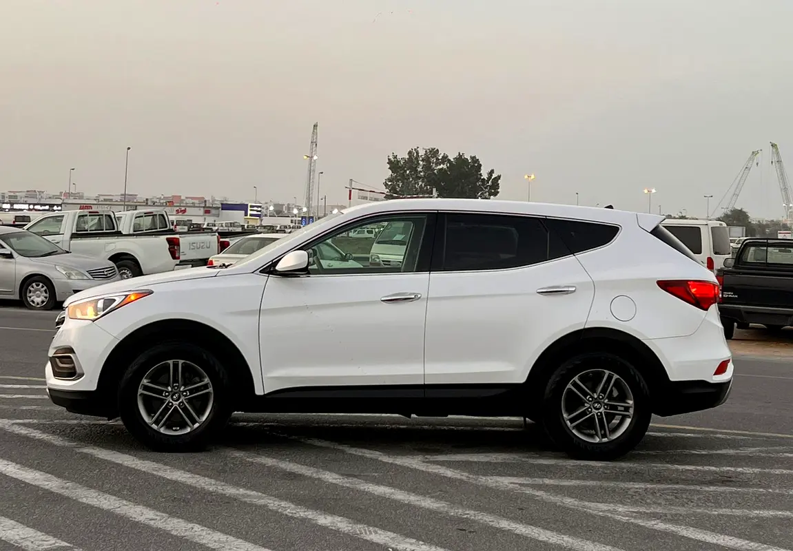واردات Hyundai Santa FE 2018 از دبی — منطقه آزاد کیش و قشم — خودرو Hyundai — تصویر 4