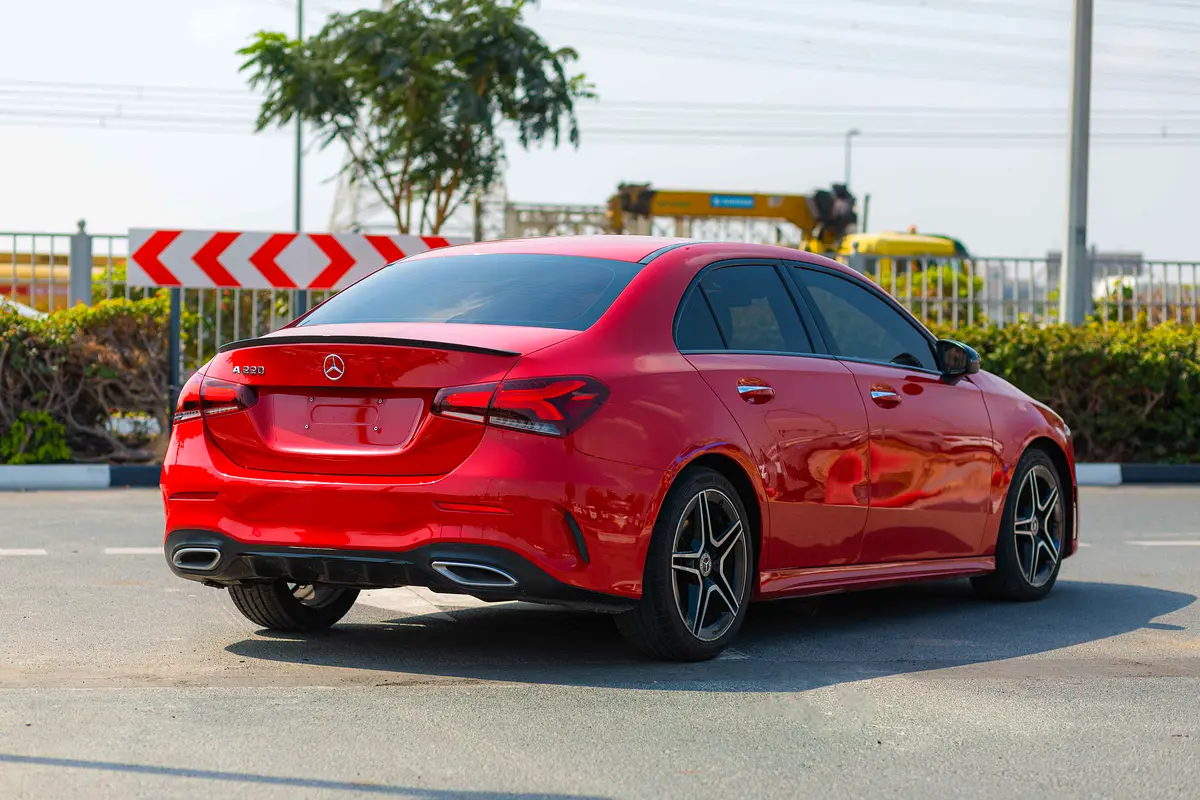 واردات Mercedes-Benz A Class 2020 از دبی — منطقه آزاد کیش و قشم — خودرو Mercedes-Benz — تصویر 4