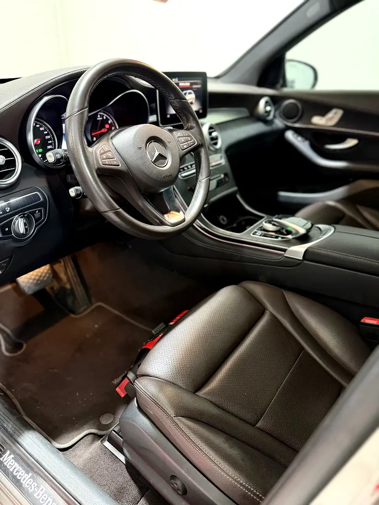 واردات Mercedes-Benz GLC Class 2019 از دبی — منطقه آزاد کیش و قشم — خودرو Mercedes-Benz — تصویر 9