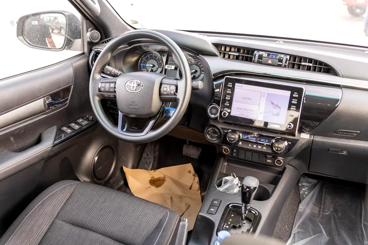 واردات Toyota Hilux 2026 از دبی — منطقه آزاد کیش و قشم — خودرو Toyota — تصویر 9