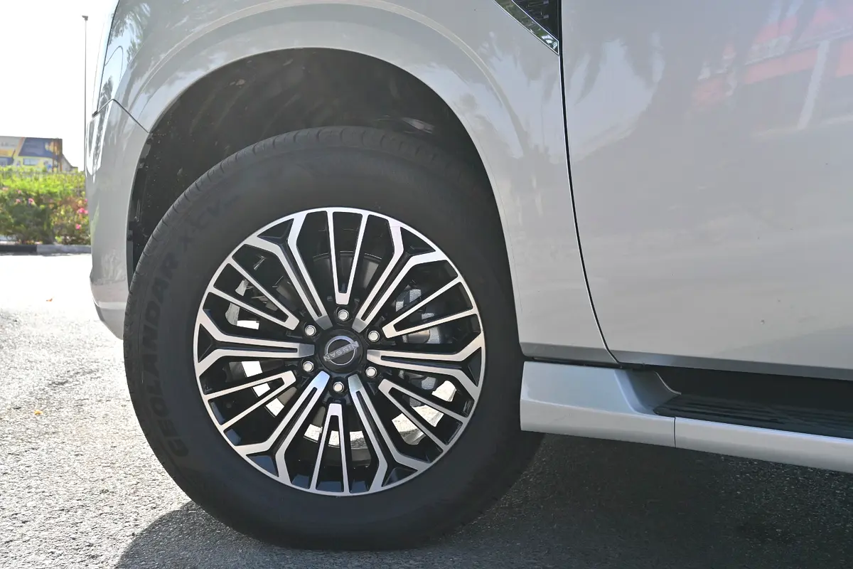 واردات Nissan Patrol 2026 از دبی — منطقه آزاد کیش و قشم — خودرو Nissan — تصویر 14