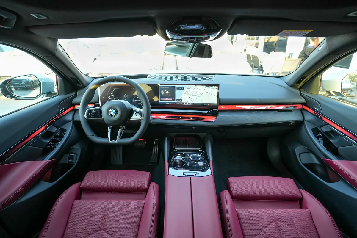 واردات BMW 5 Series 2026 از دبی — منطقه آزاد کیش و قشم — خودرو BMW — تصویر 8