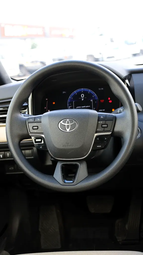 واردات Toyota Camry 2025 از دبی — منطقه آزاد کیش و قشم — خودرو Toyota — تصویر 20