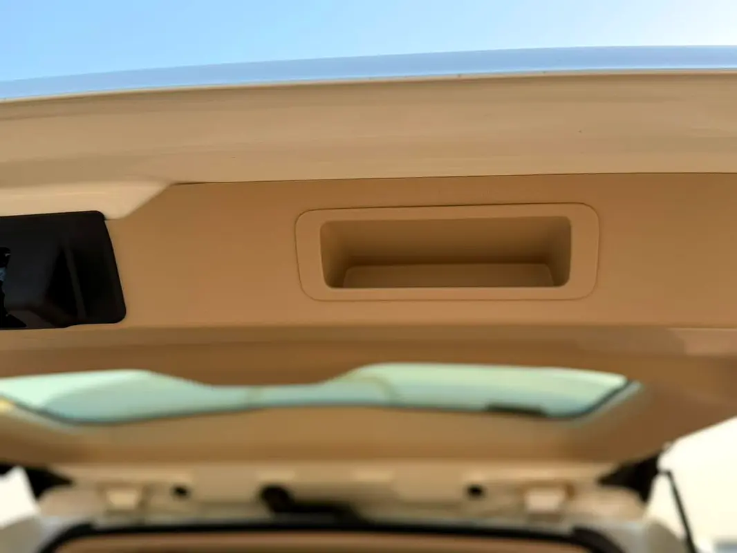 واردات Toyota Land Cruiser 2026 از دبی — منطقه آزاد کیش و قشم — خودرو Toyota — تصویر 9