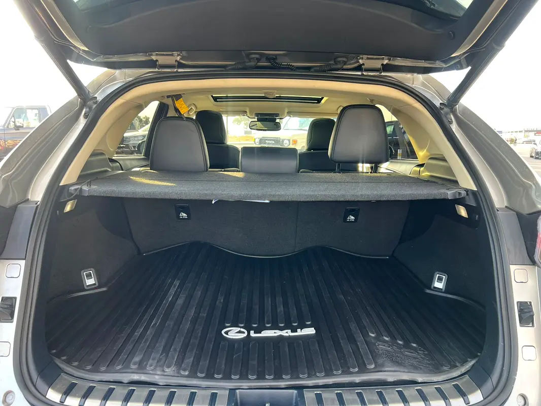 واردات Lexus NX Series 2020 از دبی — منطقه آزاد کیش و قشم — خودرو Lexus — تصویر 20