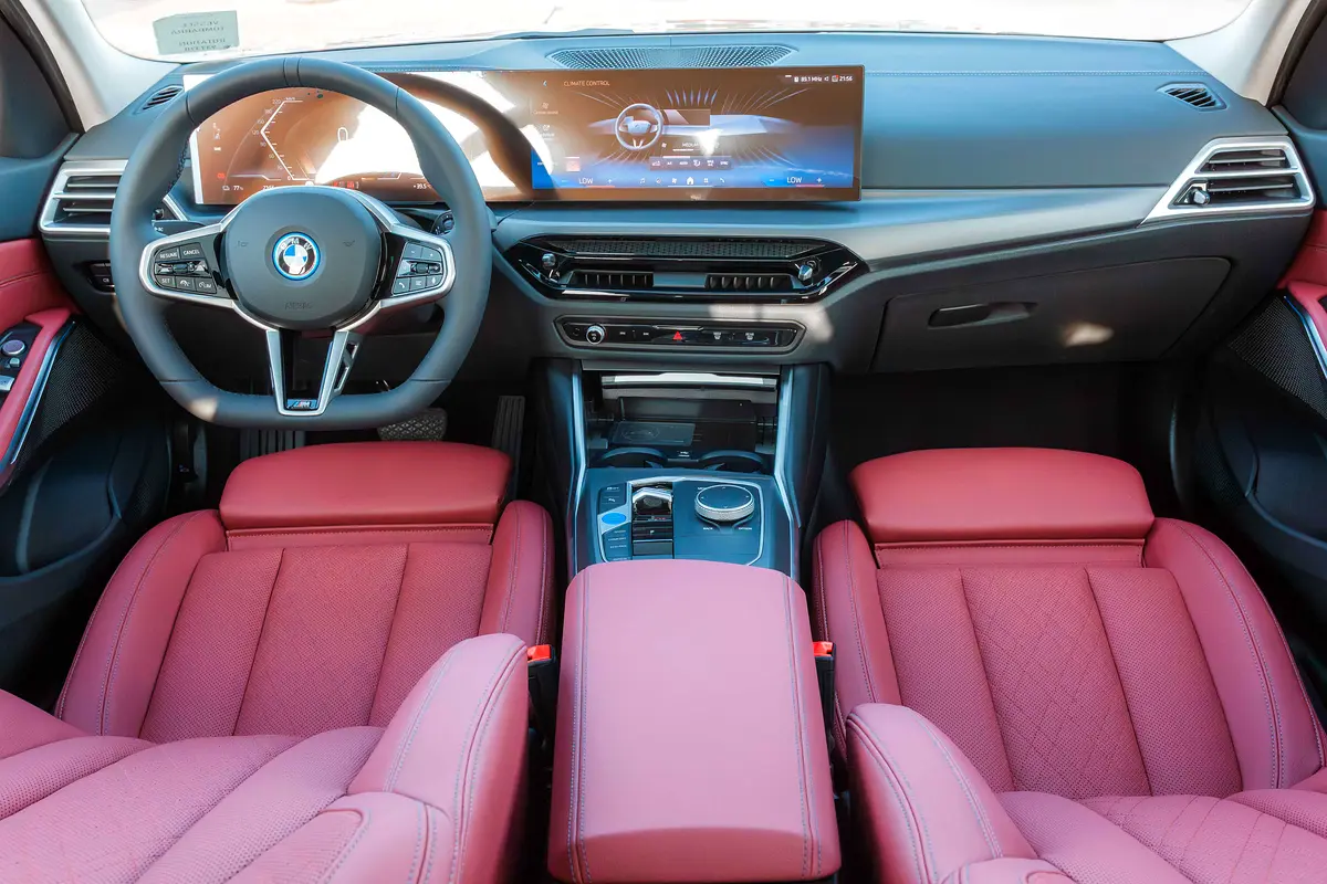 واردات BMW I3 2026 از دبی — منطقه آزاد کیش و قشم — خودرو BMW — تصویر 8