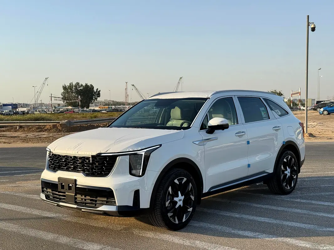 واردات Kia Sorento 2025 از دبی — منطقه آزاد کیش و قشم — خودرو Kia — تصویر 3