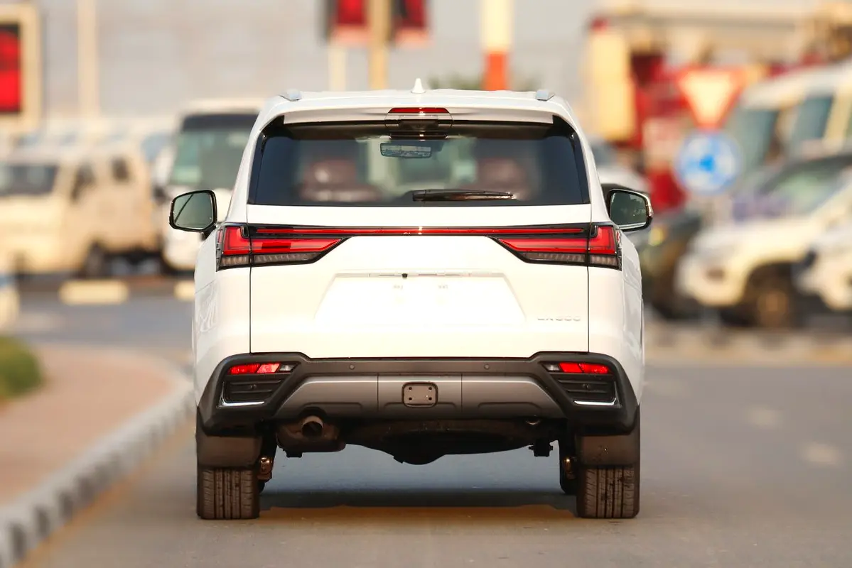 واردات Lexus LX Series 2026 از دبی — منطقه آزاد کیش و قشم — خودرو Lexus — تصویر 5