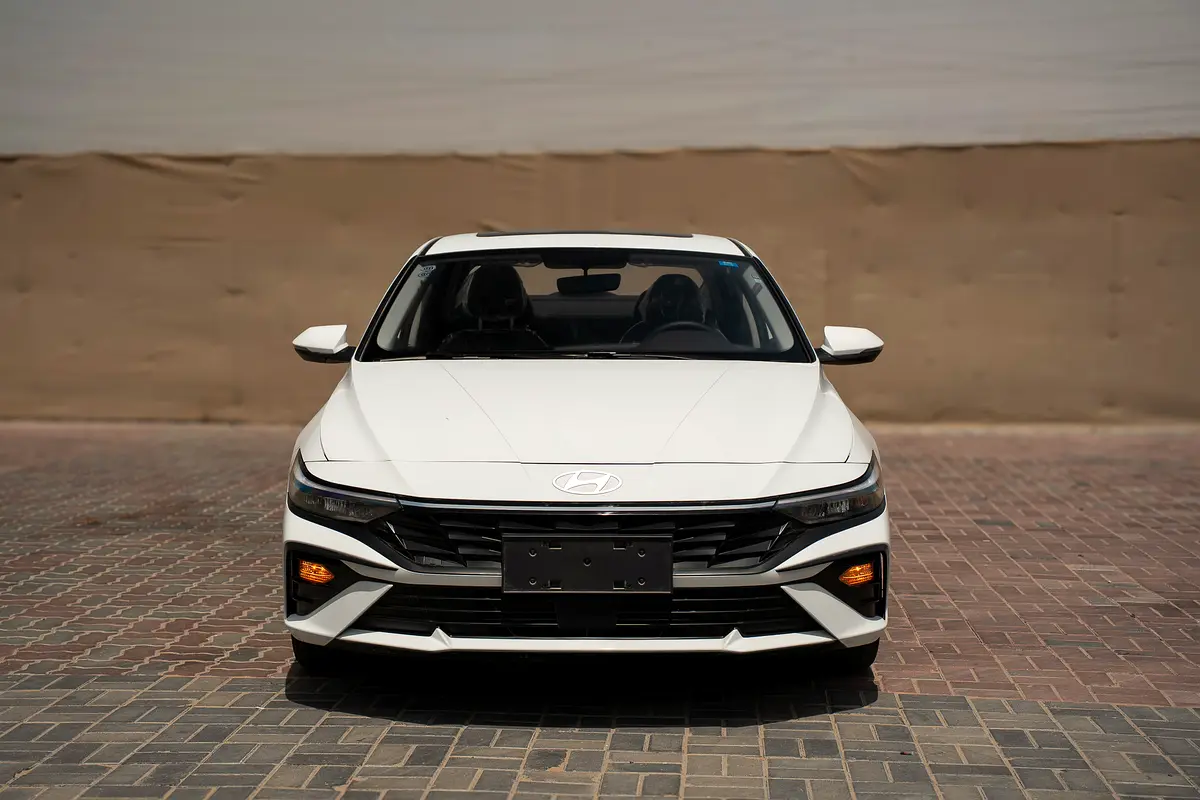 واردات Hyundai Elantra 2025 از دبی — منطقه آزاد کیش و قشم — خودرو Hyundai — تصویر 2