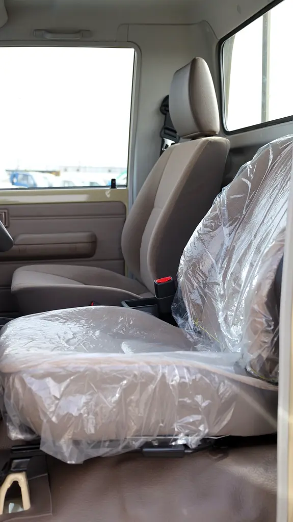 واردات Toyota Land Cruiser 70 Series 2026 از دبی — منطقه آزاد کیش و قشم — خودرو Toyota — تصویر 16