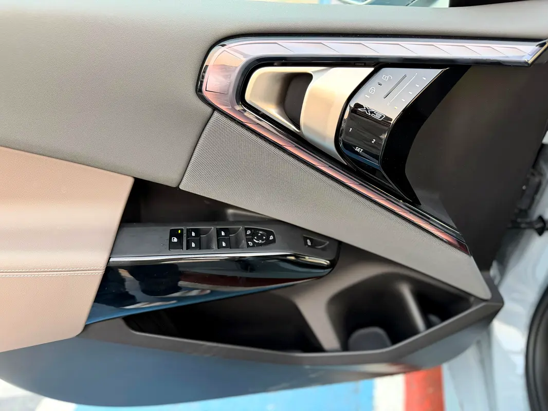 واردات BMW X3 2026 از دبی — منطقه آزاد کیش و قشم — خودرو BMW — تصویر 4