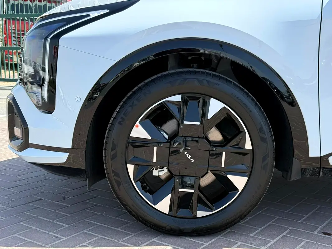 واردات Kia Sportage 2026 از دبی — منطقه آزاد کیش و قشم — خودرو Kia — تصویر 18