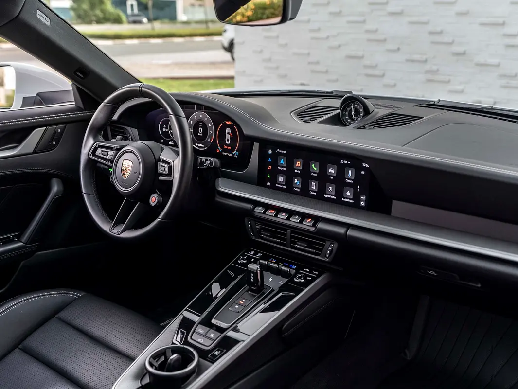 واردات Porsche 911 2025 از دبی — منطقه آزاد کیش و قشم — خودرو Porsche — تصویر 11