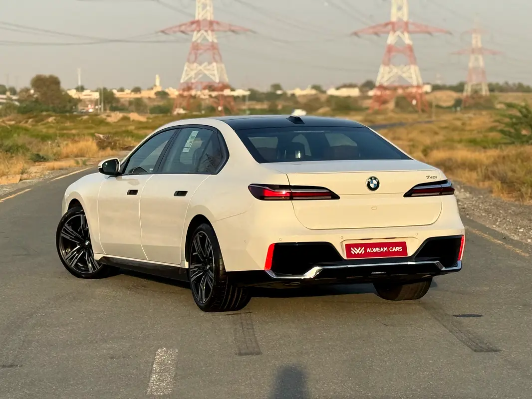 واردات BMW 7 Series 2026 از دبی — منطقه آزاد کیش و قشم — خودرو BMW — تصویر 5