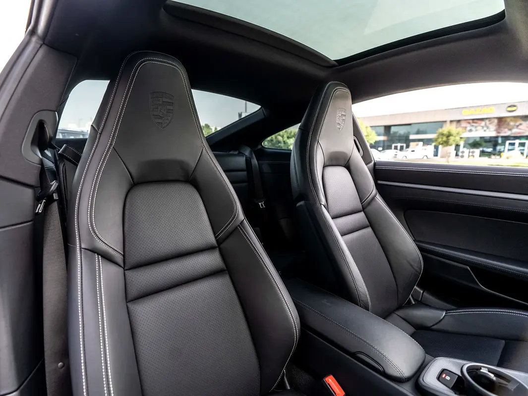 واردات Porsche 911 2025 از دبی — منطقه آزاد کیش و قشم — خودرو Porsche — تصویر 12