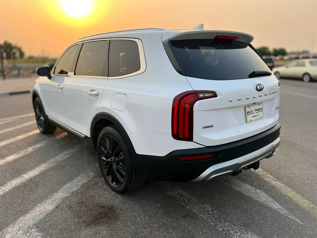 واردات Kia Telluride 2021 از دبی — منطقه آزاد کیش و قشم — خودرو Kia — تصویر 6