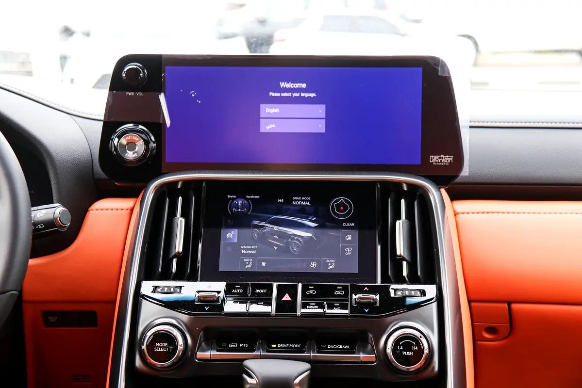 واردات Lexus LX Series 2026 از دبی — منطقه آزاد کیش و قشم — خودرو Lexus — تصویر 12