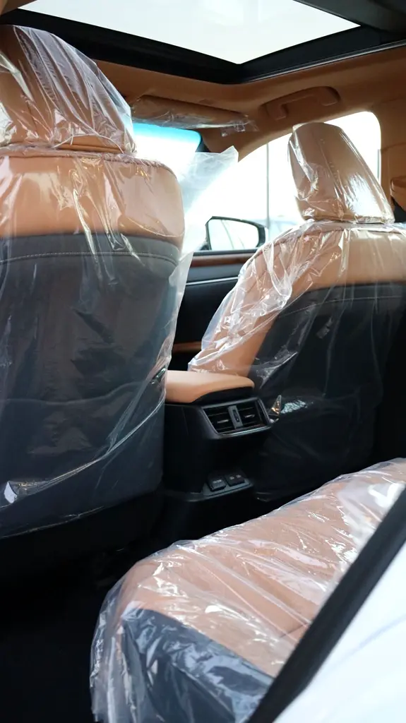 واردات Lexus ES Series 2025 از دبی — منطقه آزاد کیش و قشم — خودرو Lexus — تصویر 15
