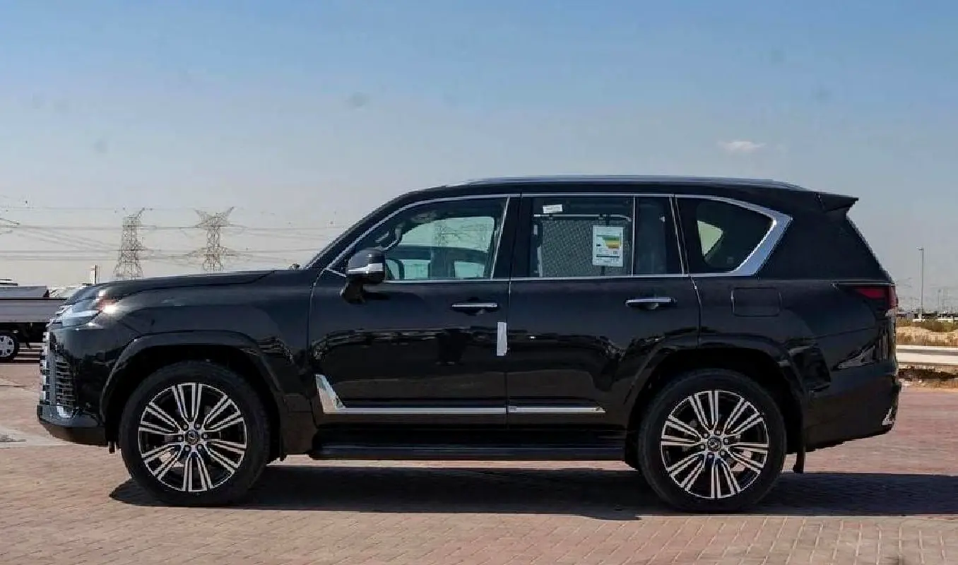 واردات Lexus LX Series 2026 از دبی — منطقه آزاد کیش و قشم — خودرو Lexus — تصویر 3