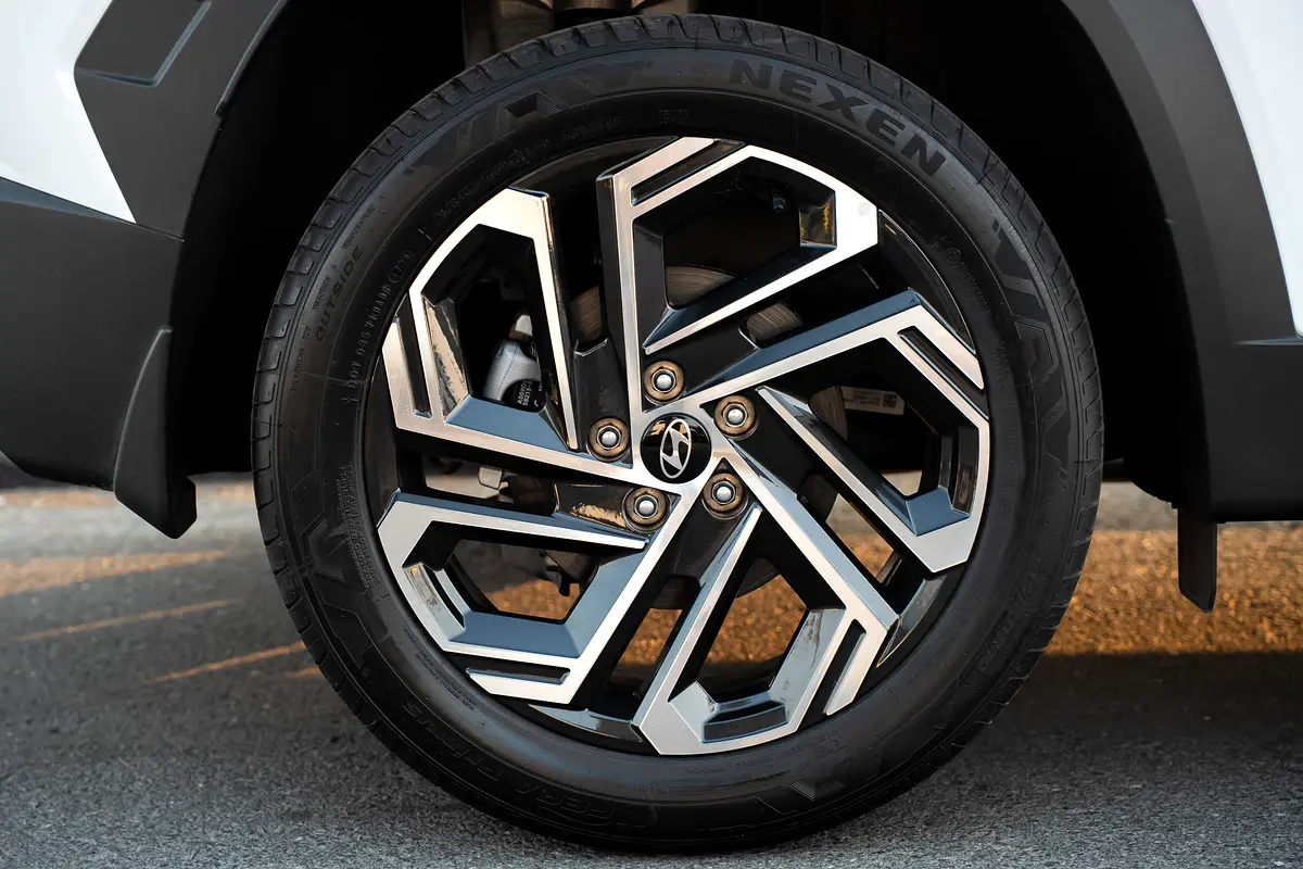 واردات Hyundai Tucson 2025 از دبی — منطقه آزاد کیش و قشم — خودرو Hyundai — تصویر 4