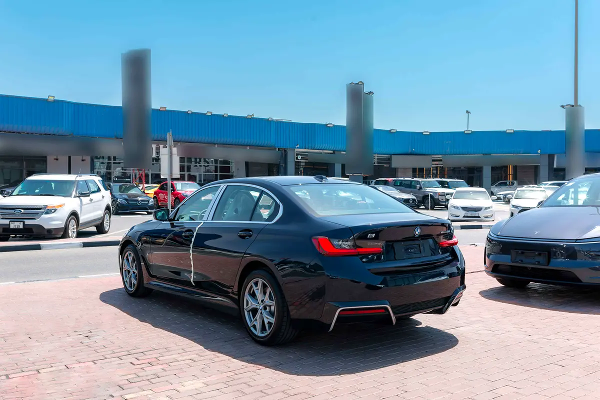 واردات BMW I3 2026 از دبی — منطقه آزاد کیش و قشم — خودرو BMW — تصویر 5