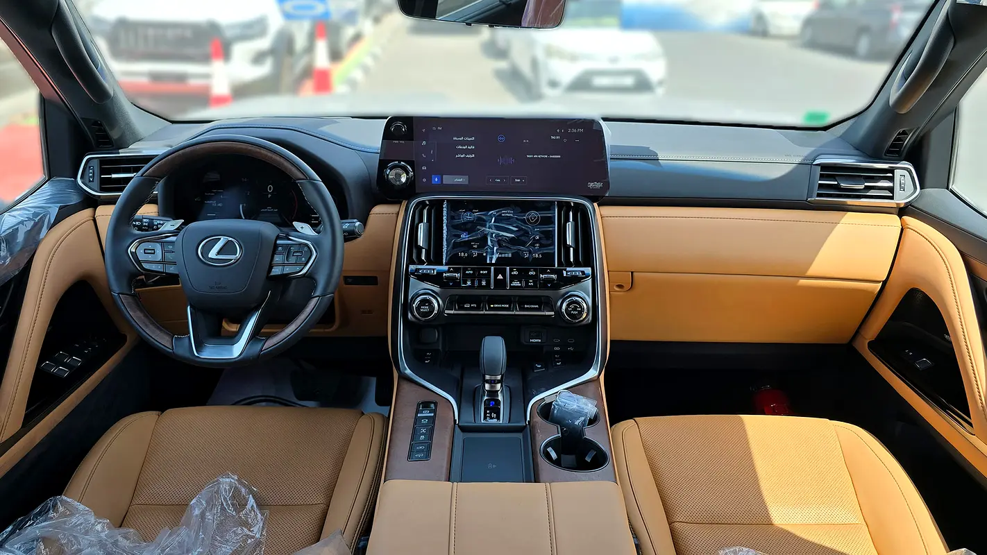 واردات Lexus LX Series 2026 از دبی — منطقه آزاد کیش و قشم — خودرو Lexus — تصویر 12