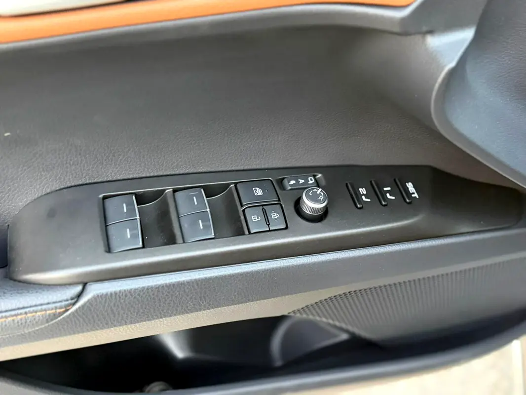واردات Toyota Camry 2026 از دبی — منطقه آزاد کیش و قشم — خودرو Toyota — تصویر 14