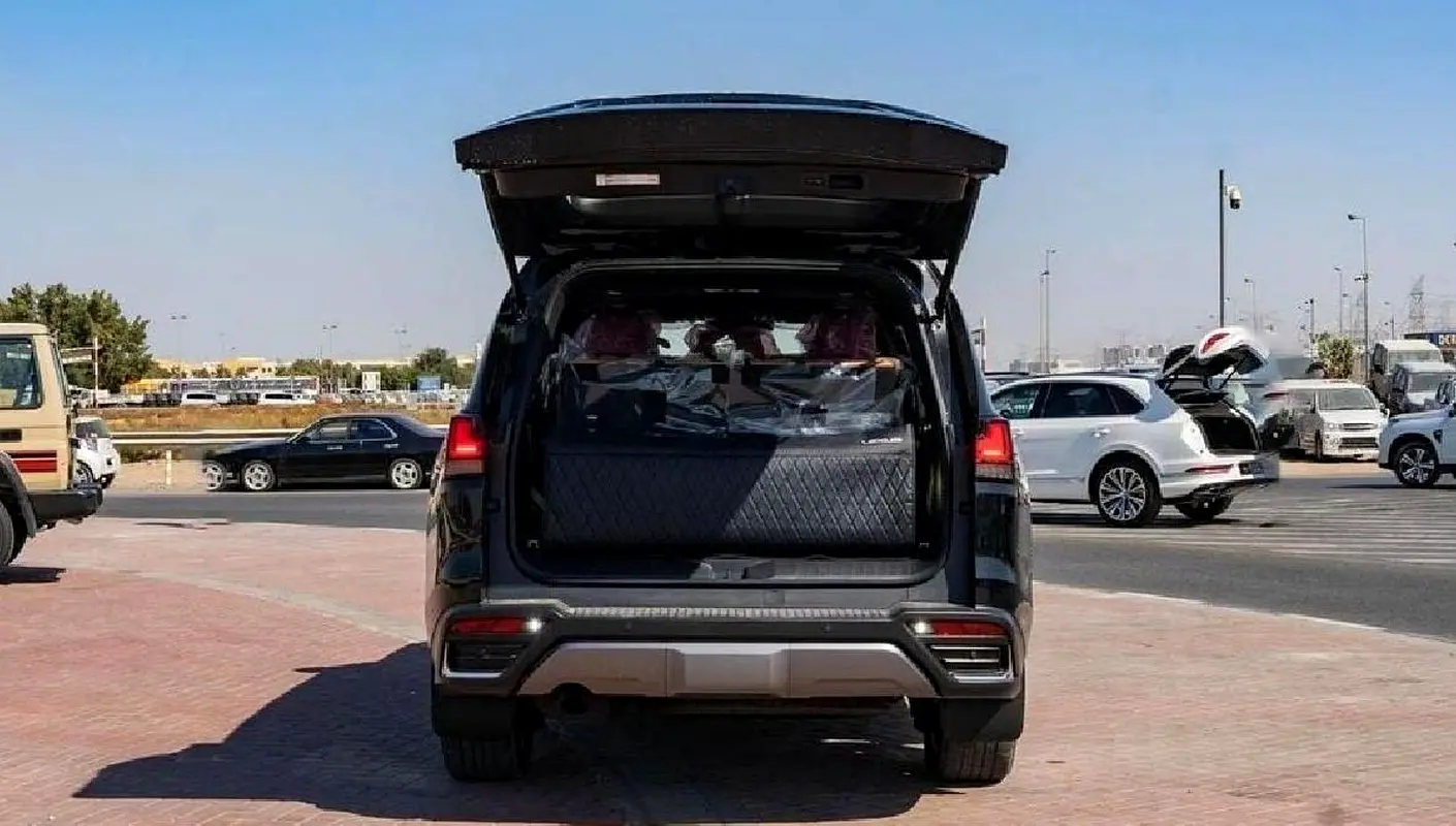 واردات Lexus LX Series 2026 از دبی — منطقه آزاد کیش و قشم — خودرو Lexus — تصویر 5