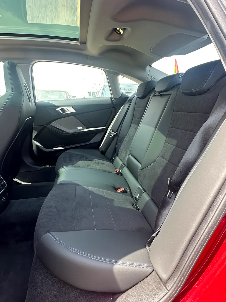 واردات BMW 2 Series 2025 از دبی — منطقه آزاد کیش و قشم — خودرو BMW — تصویر 8