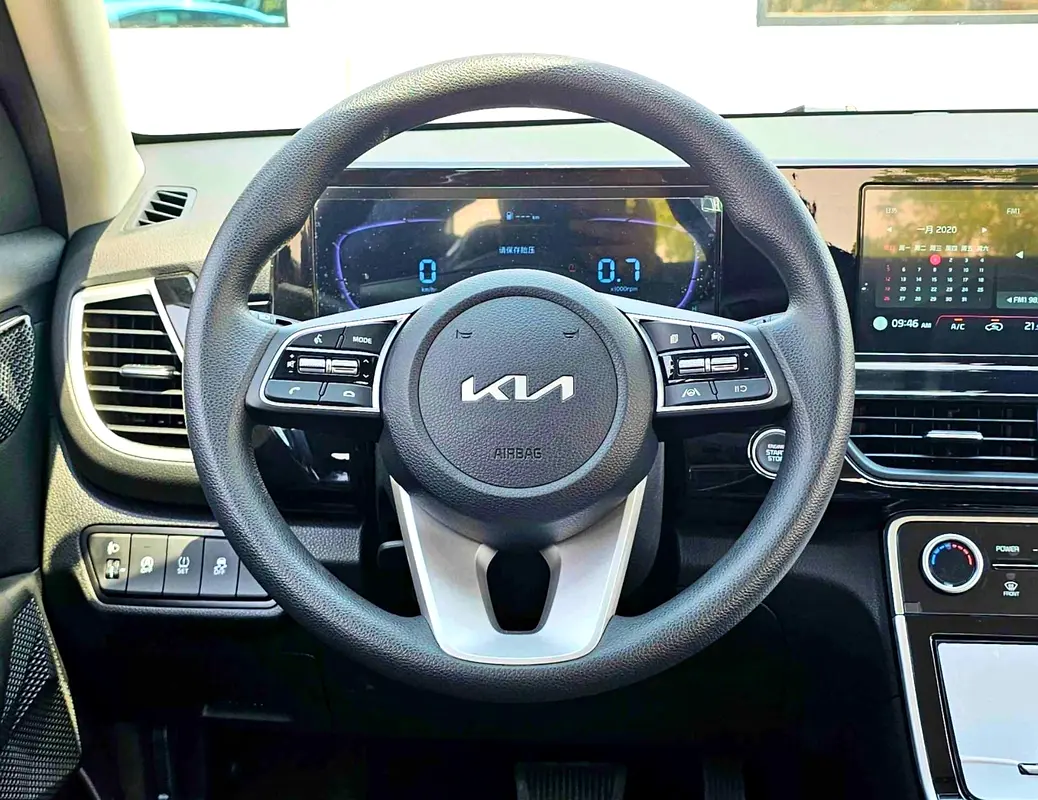 واردات Kia Seltos 2025 از دبی — منطقه آزاد کیش و قشم — خودرو Kia — تصویر 9