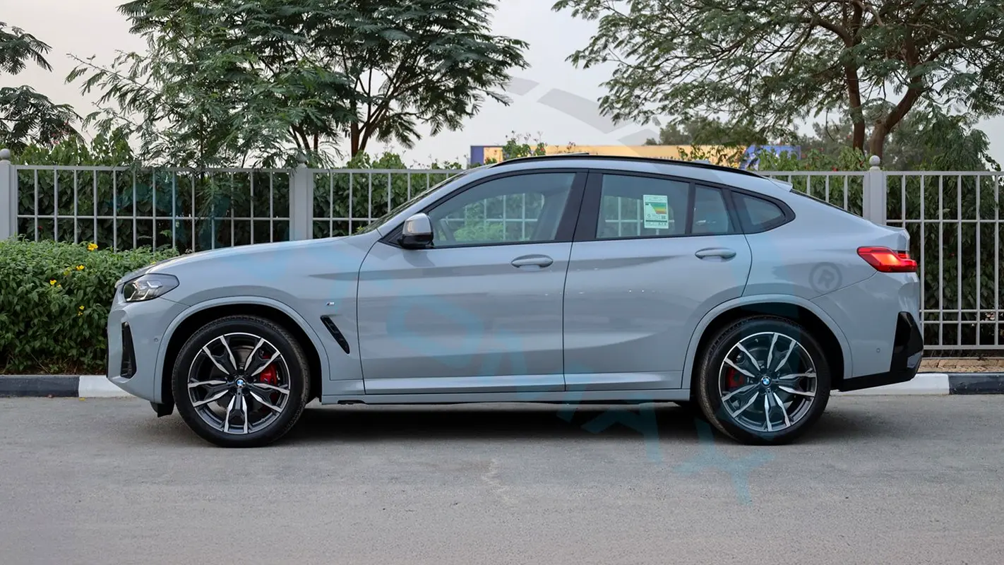 واردات BMW X4 2025 از دبی — منطقه آزاد کیش و قشم — خودرو BMW — تصویر 18