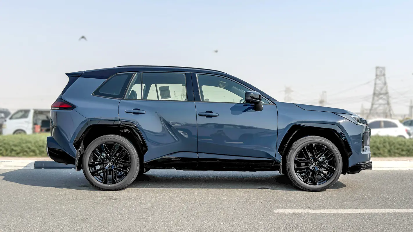 واردات Toyota RAV 4 2026 از دبی — منطقه آزاد کیش و قشم — خودرو Toyota — تصویر 2