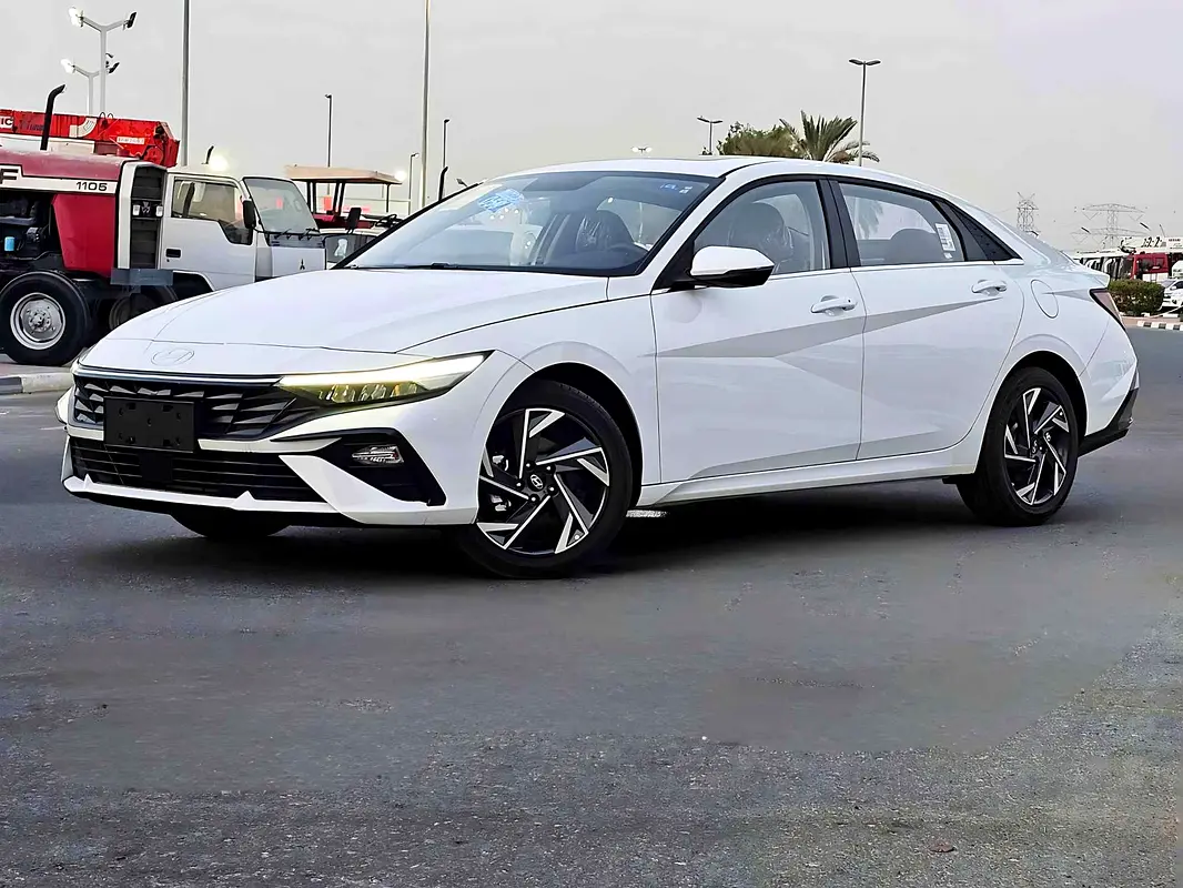 واردات Hyundai Elantra 2025 از دبی — منطقه آزاد کیش و قشم — خودرو Hyundai — تصویر 3