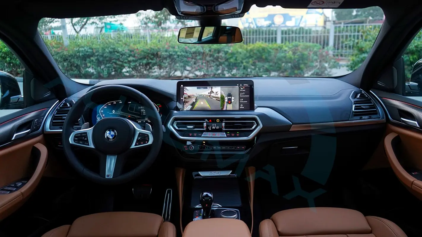 واردات BMW X4 2025 از دبی — منطقه آزاد کیش و قشم — خودرو BMW — تصویر 2