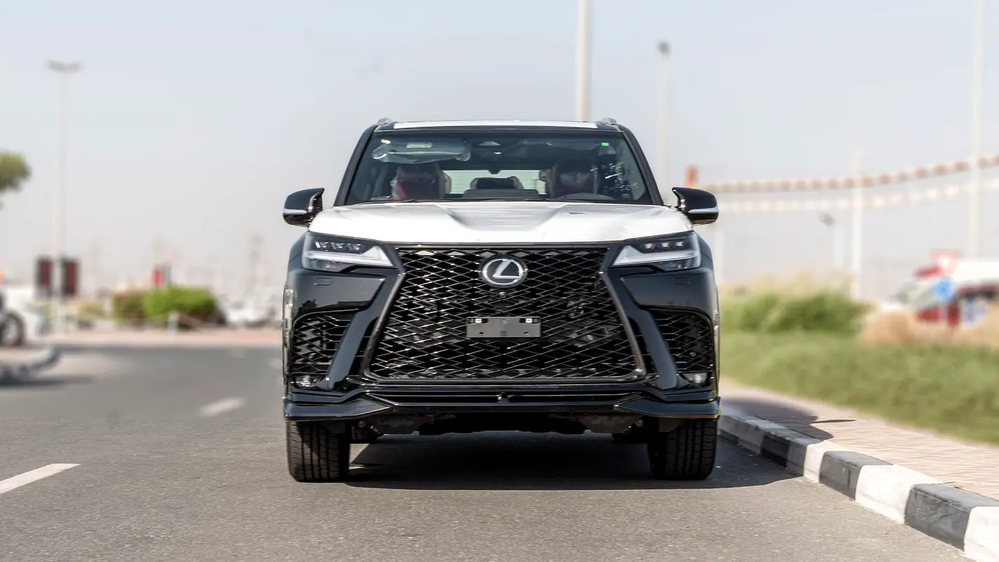 واردات Lexus LX Series 2026 از دبی — منطقه آزاد کیش و قشم — خودرو Lexus — تصویر 4