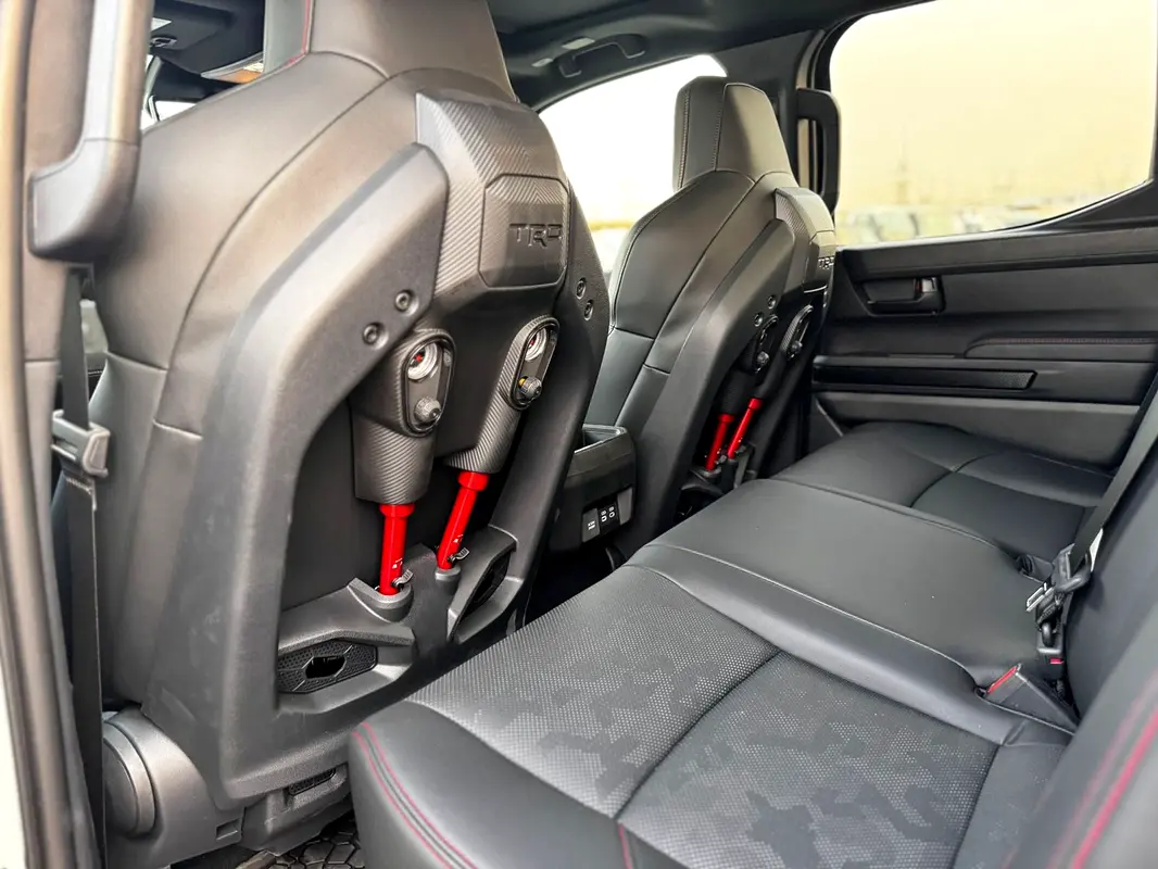 واردات Toyota Tacoma 2025 از دبی — منطقه آزاد کیش و قشم — خودرو Toyota — تصویر 11