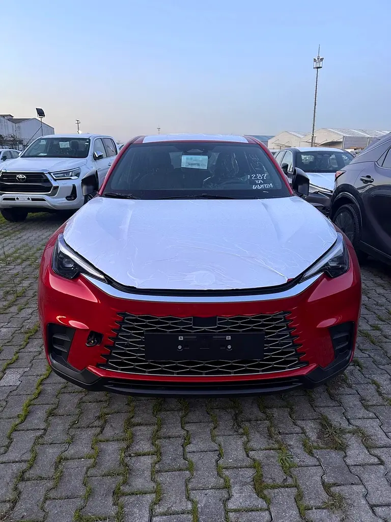 واردات Lexus LBX 2026 از دبی — منطقه آزاد کیش و قشم — خودرو Lexus — تصویر 2