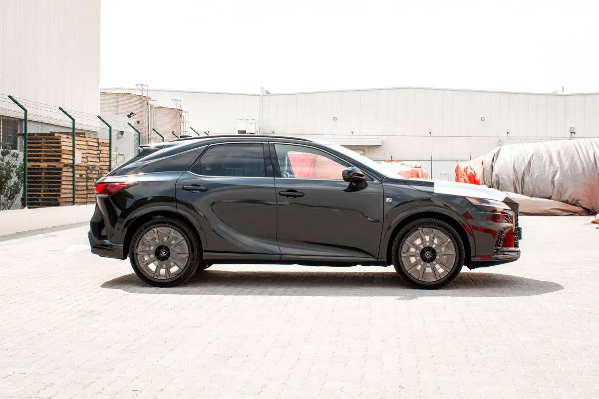 واردات Lexus RX Series 2026 از دبی — منطقه آزاد کیش و قشم — خودرو Lexus — تصویر 3