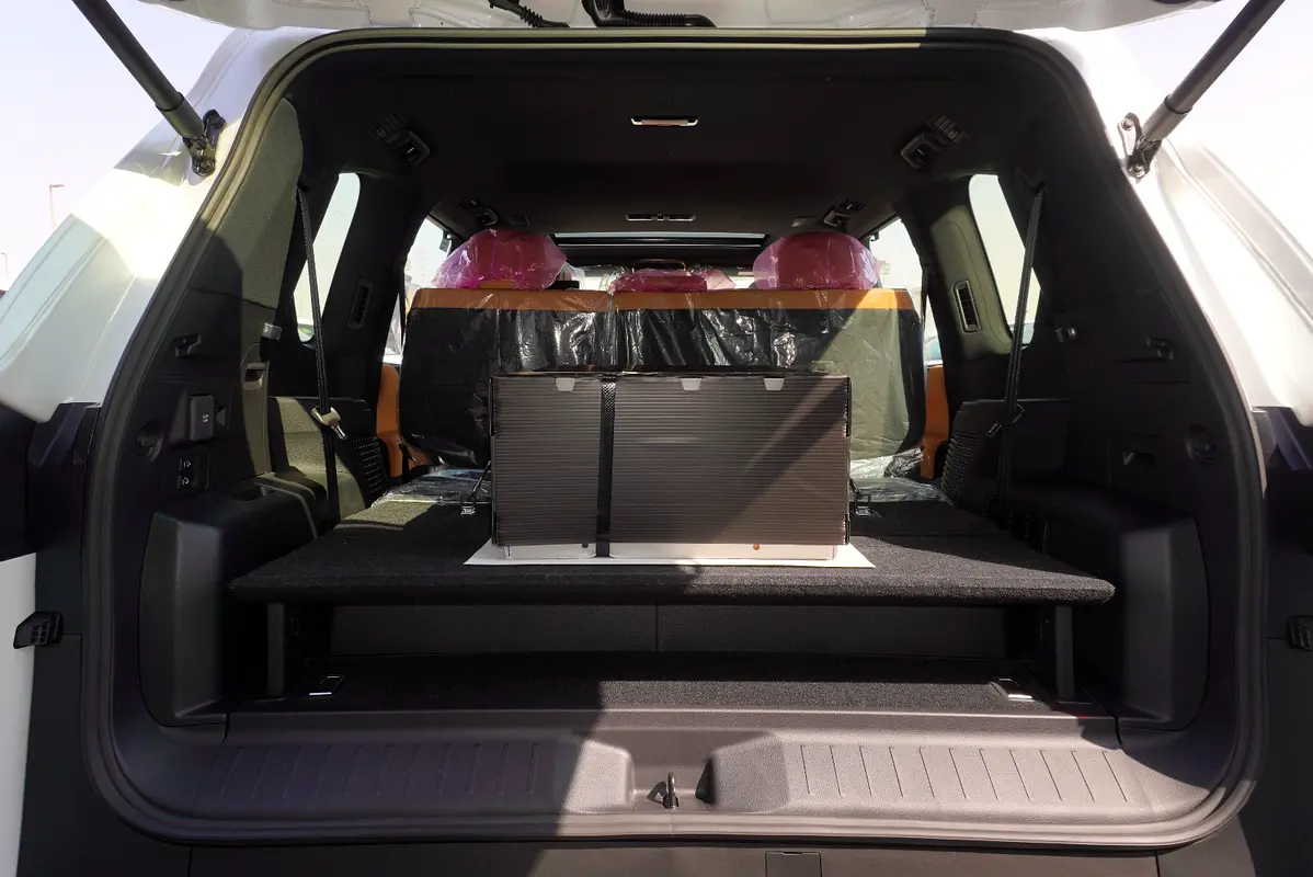 واردات Lexus LX Series 2026 از دبی — منطقه آزاد کیش و قشم — خودرو Lexus — تصویر 17