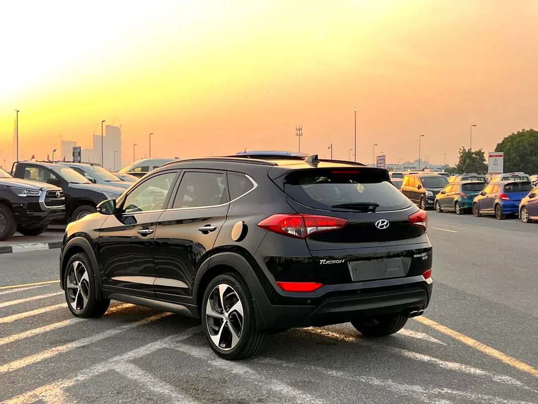 واردات Hyundai Tucson 2016 از دبی — منطقه آزاد کیش و قشم — خودرو Hyundai — تصویر 5