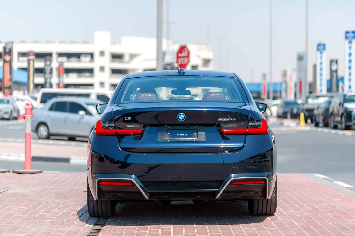 واردات BMW I3 2026 از دبی — منطقه آزاد کیش و قشم — خودرو BMW — تصویر 19