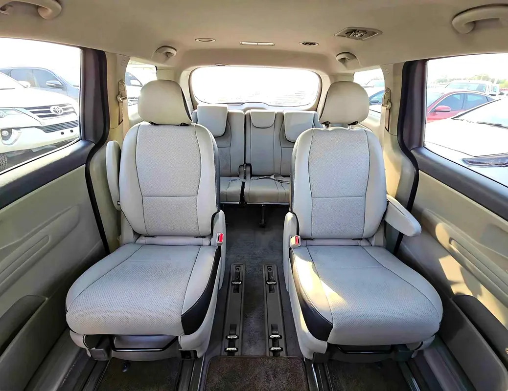 واردات Kia Sedona 2017 از دبی — منطقه آزاد کیش و قشم — خودرو Kia — تصویر 6