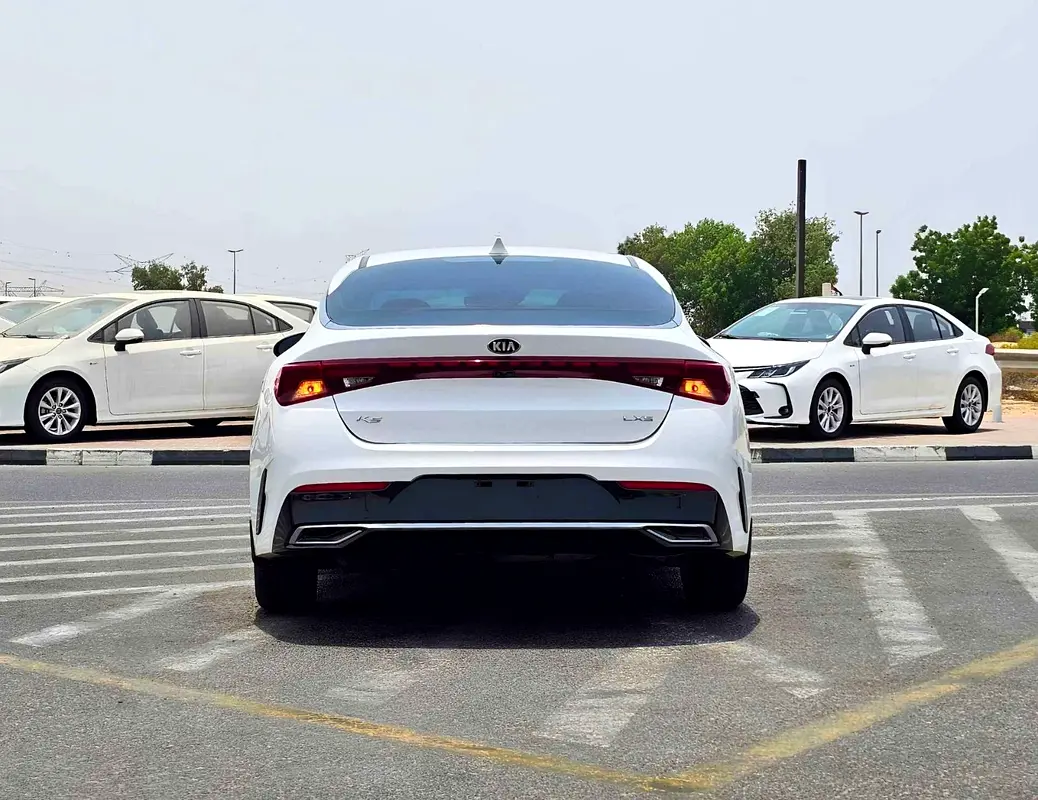 واردات Kia K5 2021 از دبی — منطقه آزاد کیش و قشم — خودرو Kia — تصویر 14