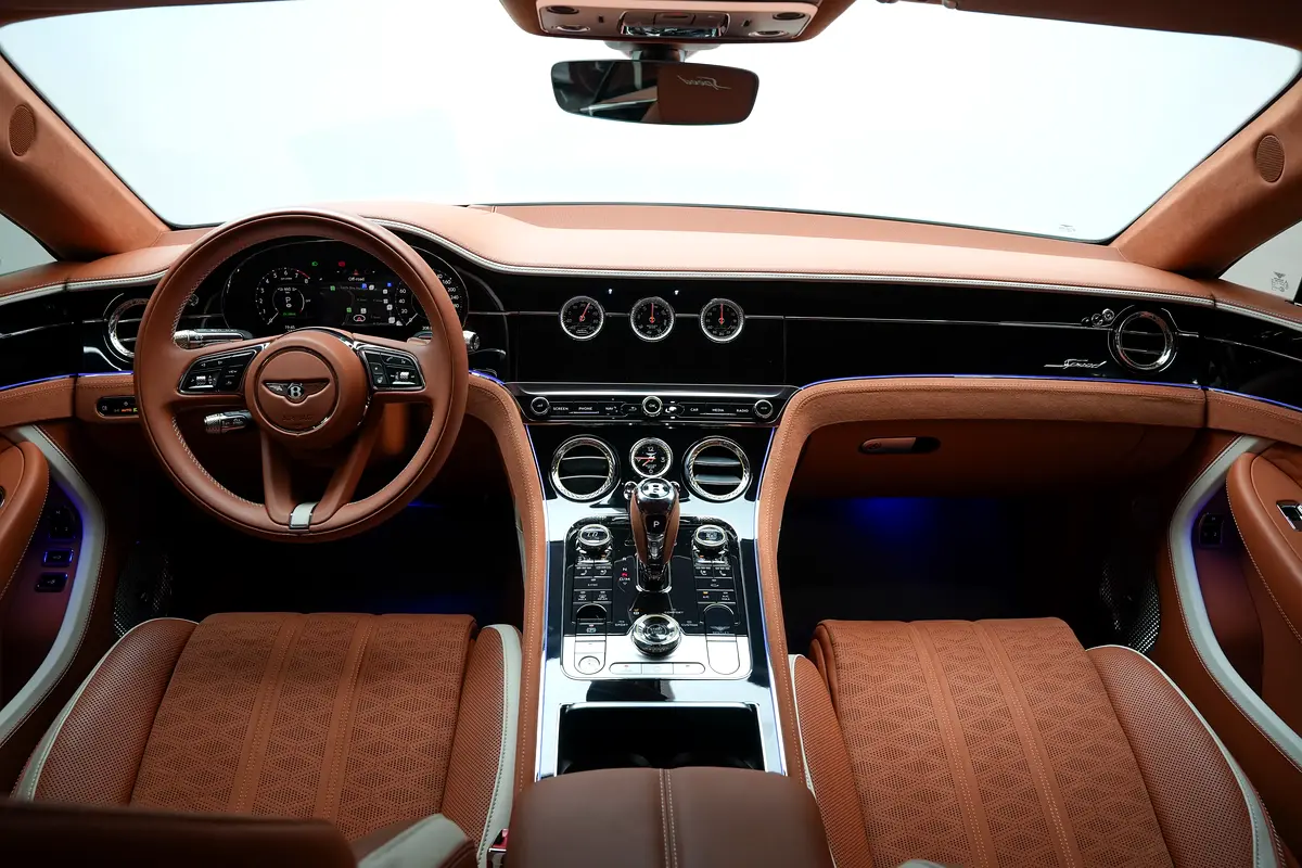 واردات Bentley Continental 2025 از دبی — منطقه آزاد کیش و قشم — خودرو Bentley — تصویر 8