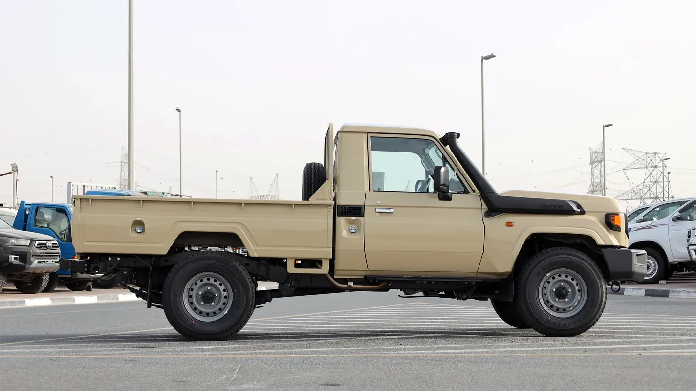 واردات Toyota Land Cruiser 70 Series 2026 از دبی — منطقه آزاد کیش و قشم — خودرو Toyota — تصویر 5